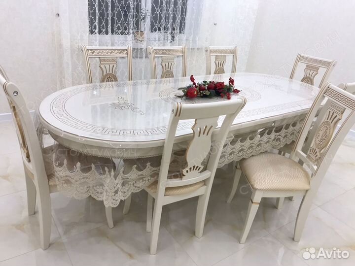 Столы и стулья