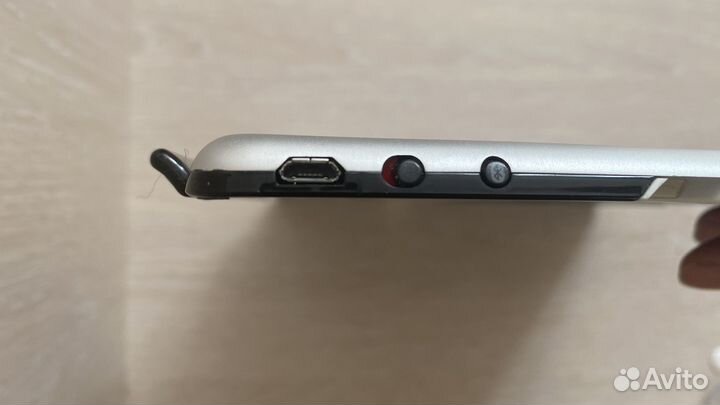 Клавиатура logitech Ultrathin