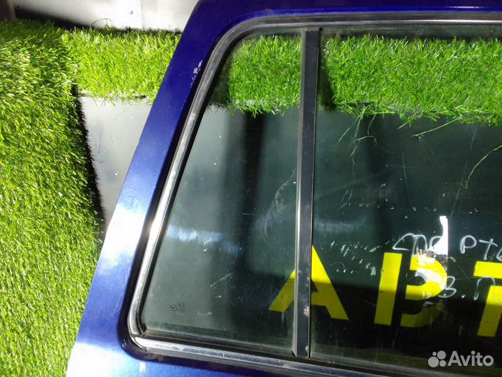 Форточка двери задней правой Kia Sportage