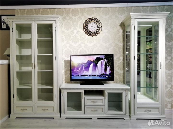 Тумба под тв Бук,мдф