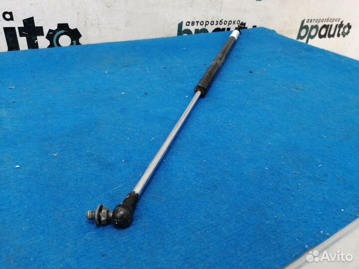 Амортизатор капота левый 53450-69105 Toyota Land