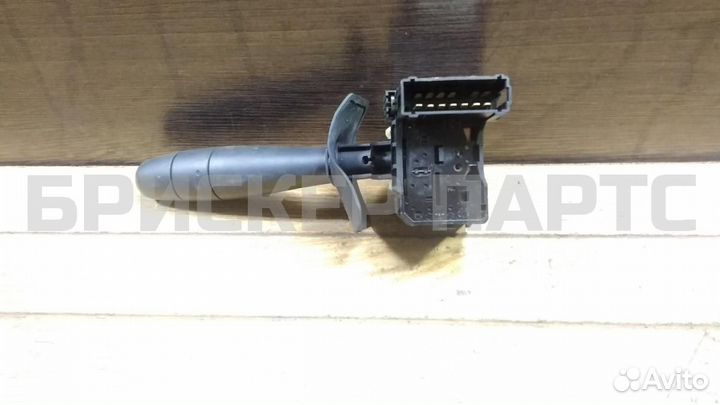 Переключатель Рено Логан 1