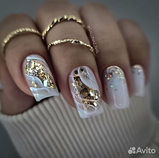 Модель на наращивание, маникюр с покрытием