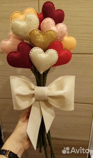 Букет из сердечек из фетра