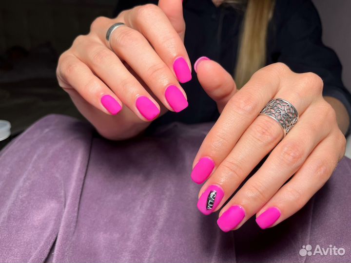 Маникюр на дому