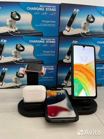 Зарядник для телефонов, наушников и часов 4 в 1