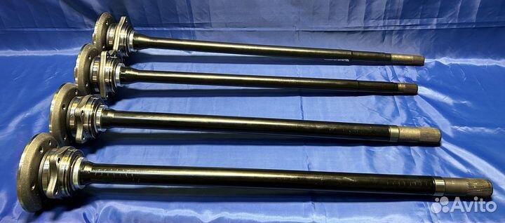 Полуось задняя