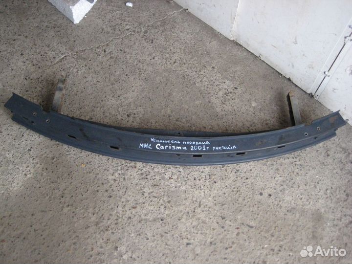 Усилитель переднего бампера Каризма 2001г
