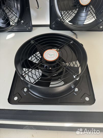 Вентилятор вытяжной 30см