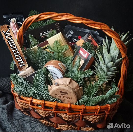 Новогодние подарки. Подарочные корзины