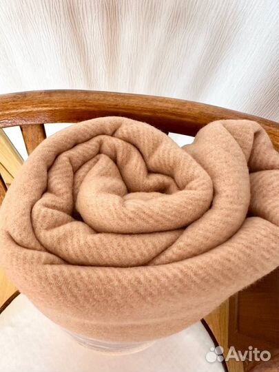 Плед флисовый бежевый рубчик 150*200 новый