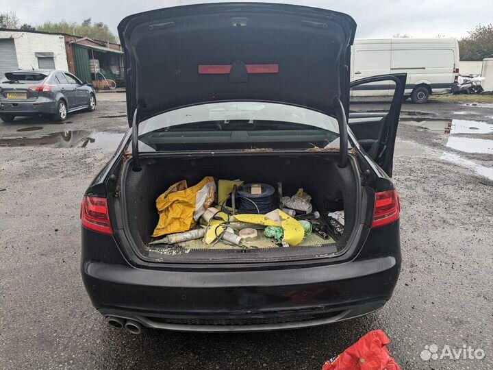 Разбор на запчасти Audi A4 B8