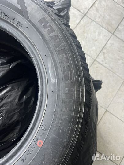 Marshal I'Zen KW22 185/70 R14 20C