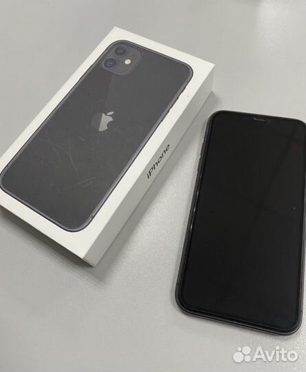 iPhone 11, 64 ГБ