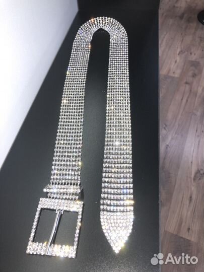 Ремень из кристаллов