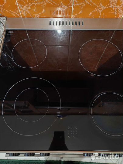 Плита электрическая Hansa