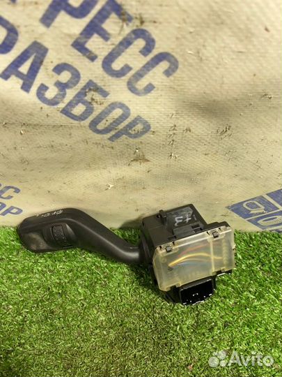 Подрулевой переключатель дворников Ford Focus 2