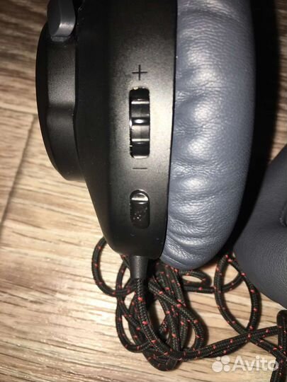 Проводные наушники JBL