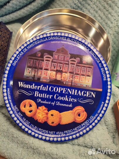 Жестяные коробки банки современные разные