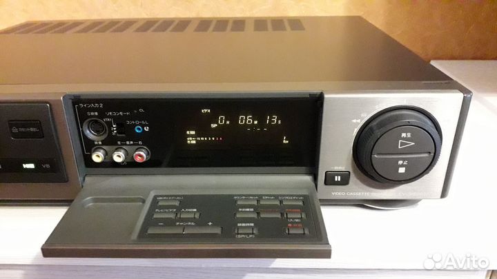 Видеомагнитофон Soni EV-S 1500 Hi8