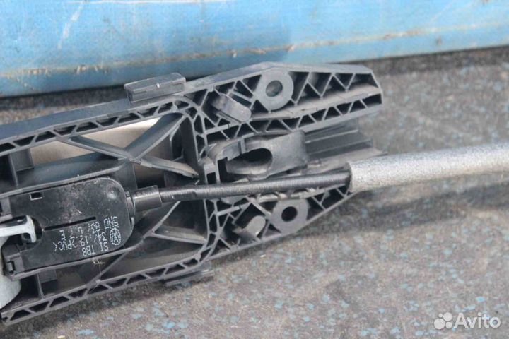 Ручка двери внешняя Skoda Rapid (Шкода Рапид) NH3