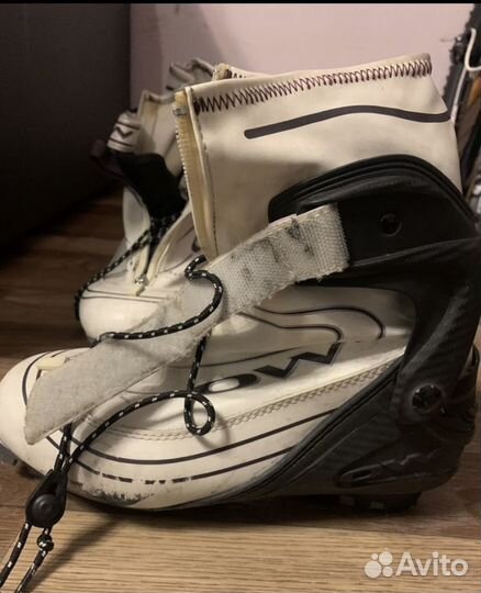 Лыжные ботинки one way