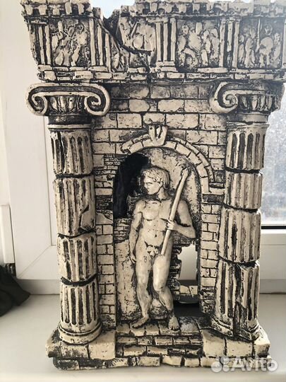 Фигурки для аквариума