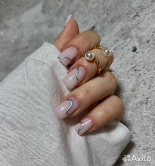 Наращивание ногтей