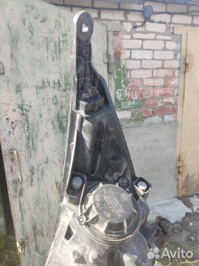 Hyundai solaris фара