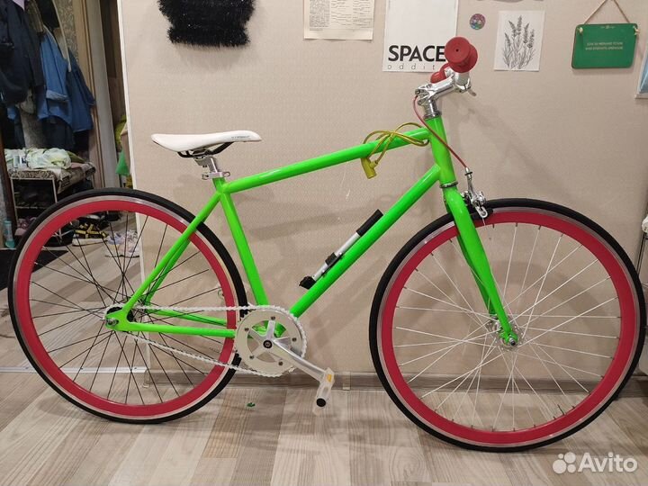 Шоссейный велосипед Stinger