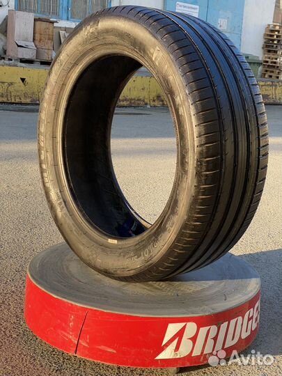 Michelin Pilot Sport 4 SUV 275/50 R21