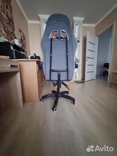 Компьютерное кресло