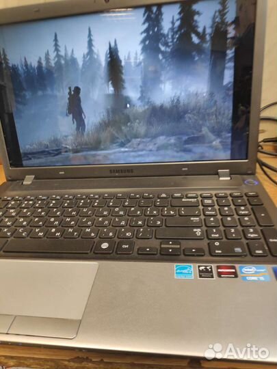 Ноутбук Samsung i5