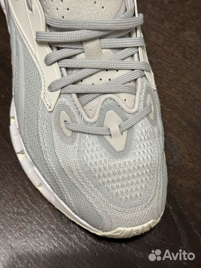 Кроссовки Reebok Zig Kinetica 3