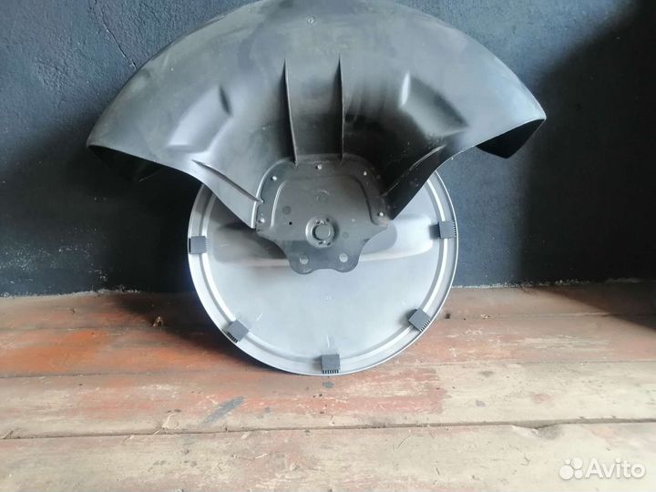 Кожух запаски suzuki