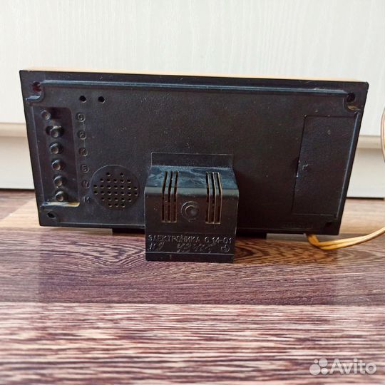 Часы Электроника 6