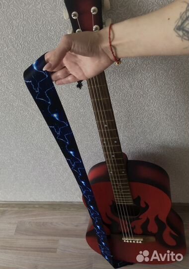Акустическая гитара