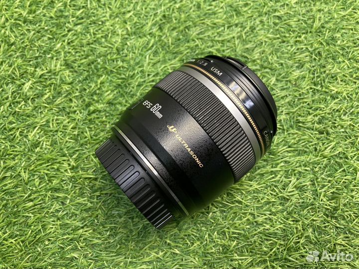 Canon EF-S 60mm 2.8 Macro USM