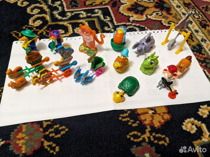 Киндер сюрпризы разные