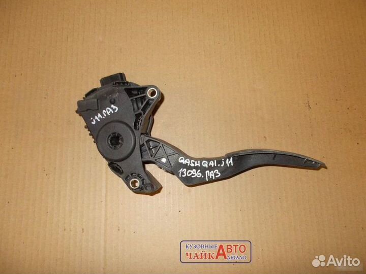 Электронная педаль газа Nissan Qashqai J11 2013