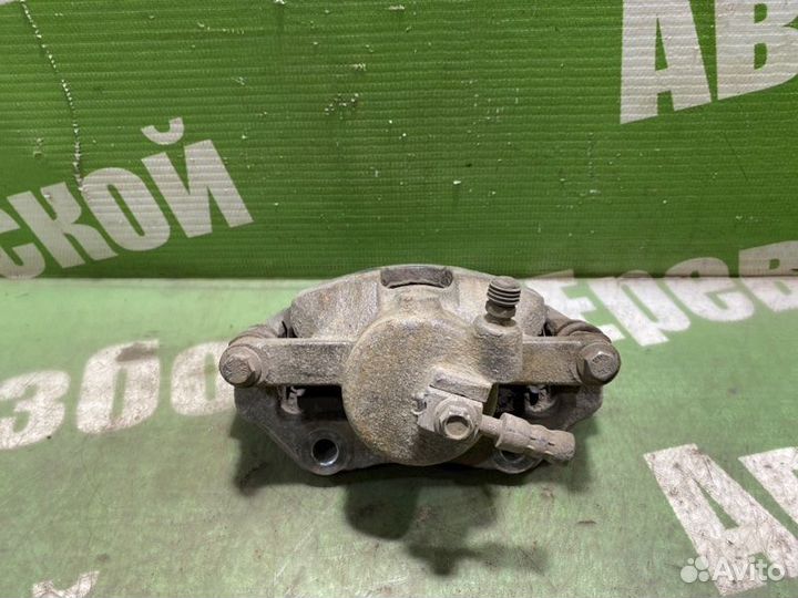 Суппорт тормозной передний правый Skoda Fabia MK2