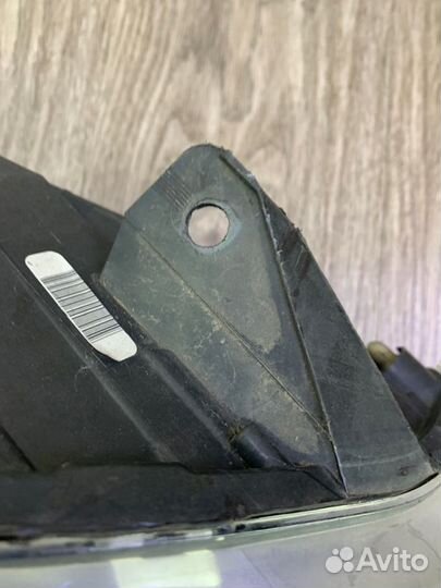 Фара передняя правая Opel Meriva B минивэн 2011