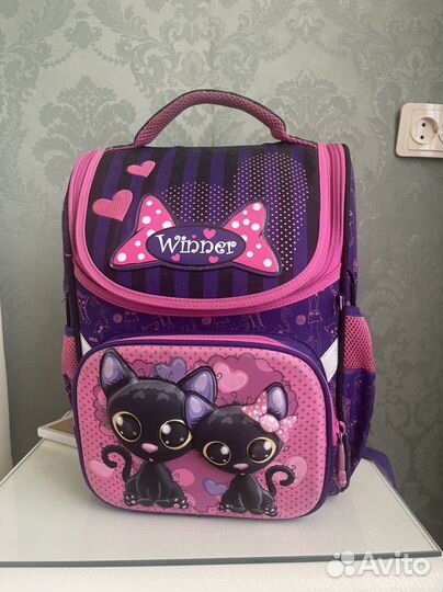 Рюкзак школьный для девочки 1 класс