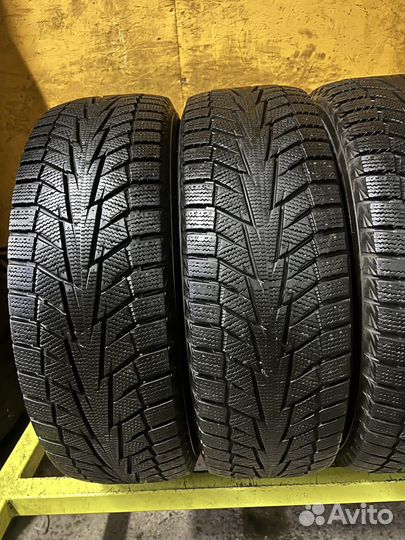 Hankook Winter I'Cept IZ2 195/65 R15