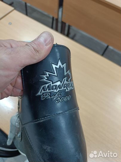 Коньки хоккейные