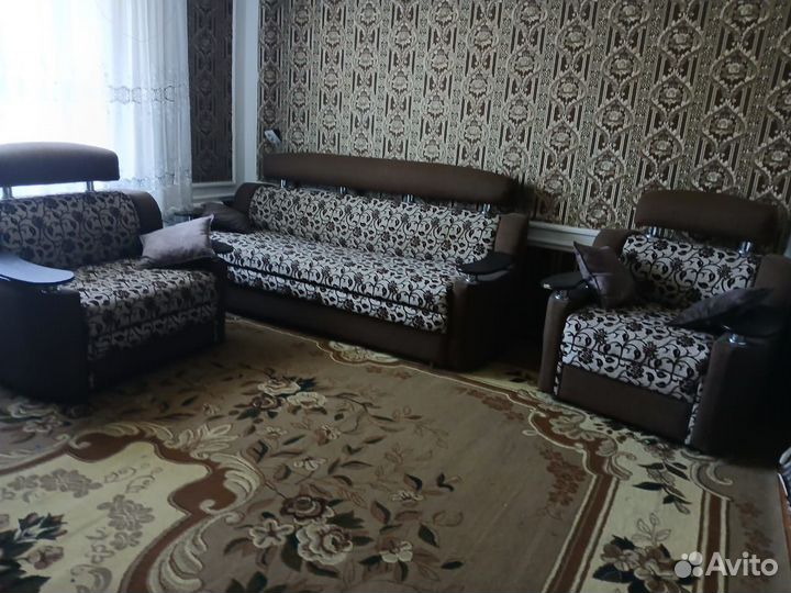 Диван с креслами