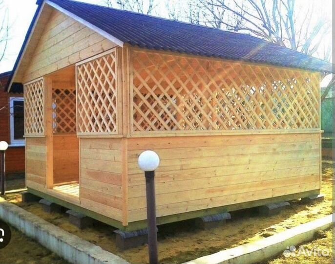 Бригада строителей