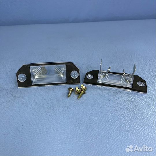 Ford Focus 2 Фонарь подсветки номера плафон