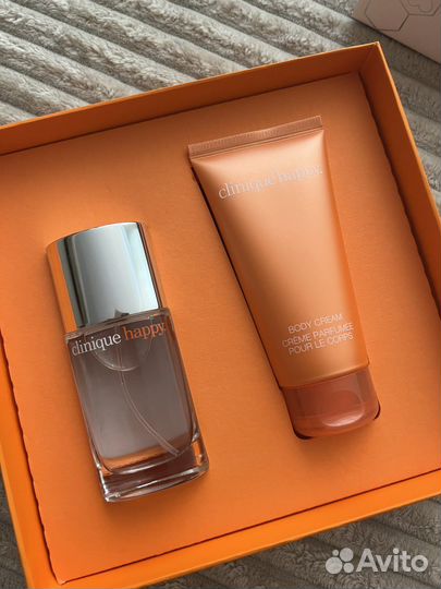 Парфюмированная вода Clinique happy