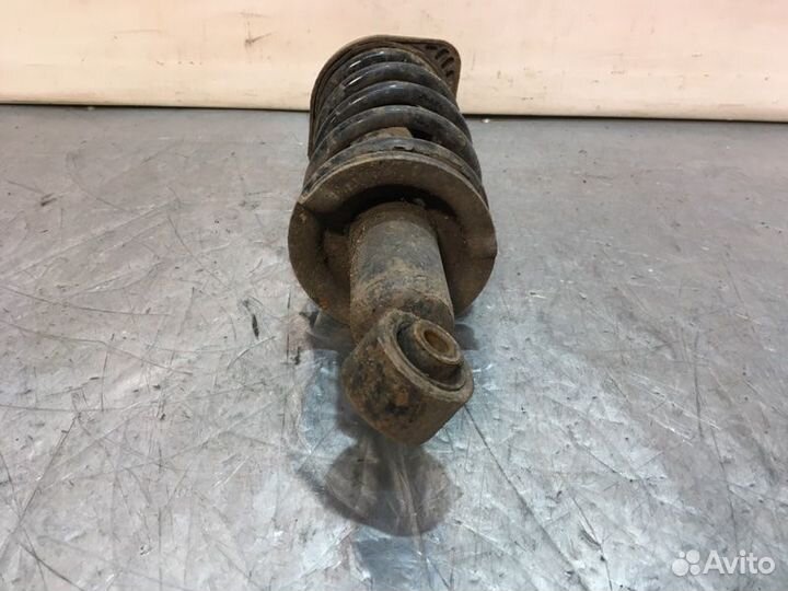 Стойка подвески задняя правая Honda Civic Ferio